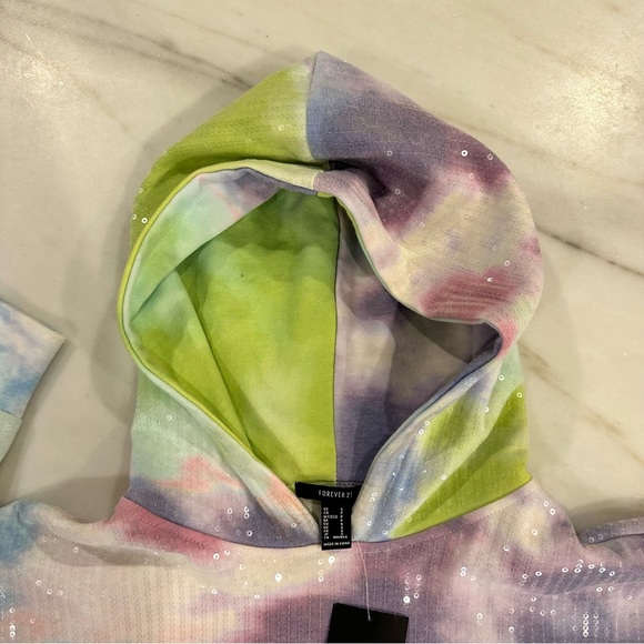 New with tags FOREVER 21 sequin tie dye hoodie in size small - Picture 3 of 10